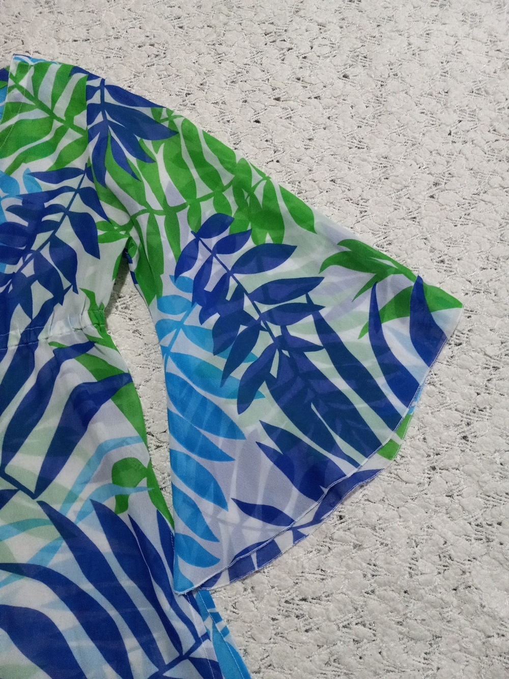 Peppermint Leaf-Print V-Neck Tunic Top Cover Up in Blue & Green Size S - Picture 5 of 10